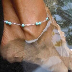 3/$30 🤍 Beaded Anklet